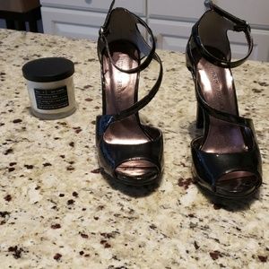 Audrey & Brooke Black Patent Wrap Around Heels,7.5